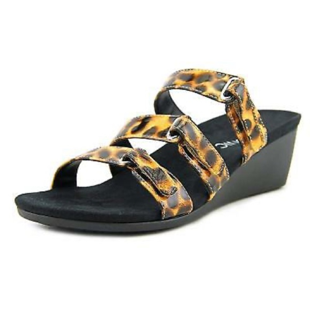 Vionic DWYNN Velcro Animal Print Leather Slide  9